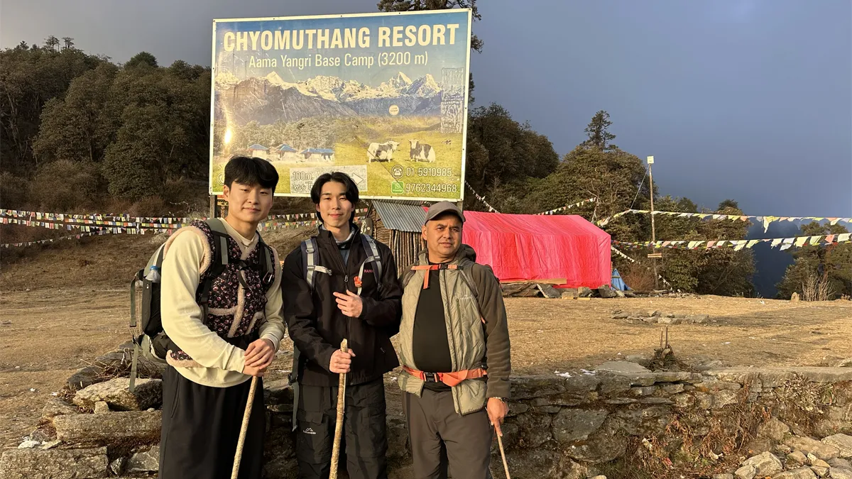 Ama Yangri base camp at 3,200 meters teahouse accommodation Chomothang Helambu trek