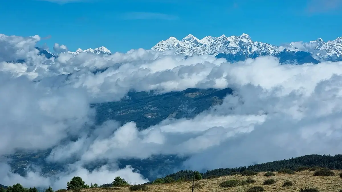 View of Everest and other peaks during Pikey Peak Trek