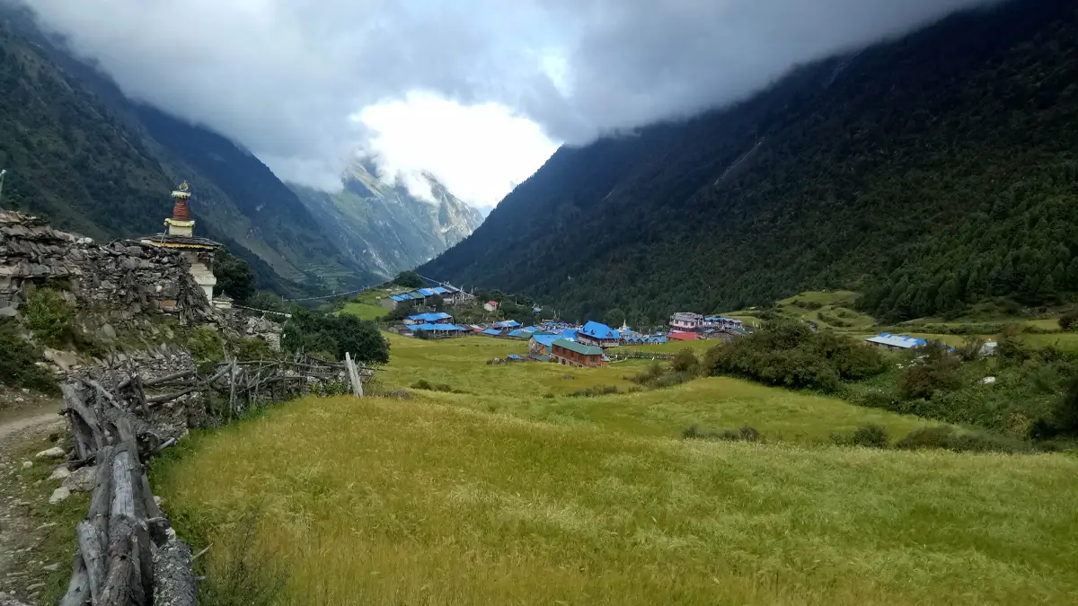 Namrung to Lho Village